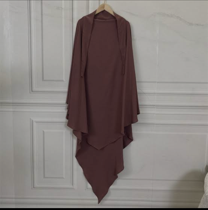 SINGLE LAYER KHIMAR WITH FREE NAQAB BROWN