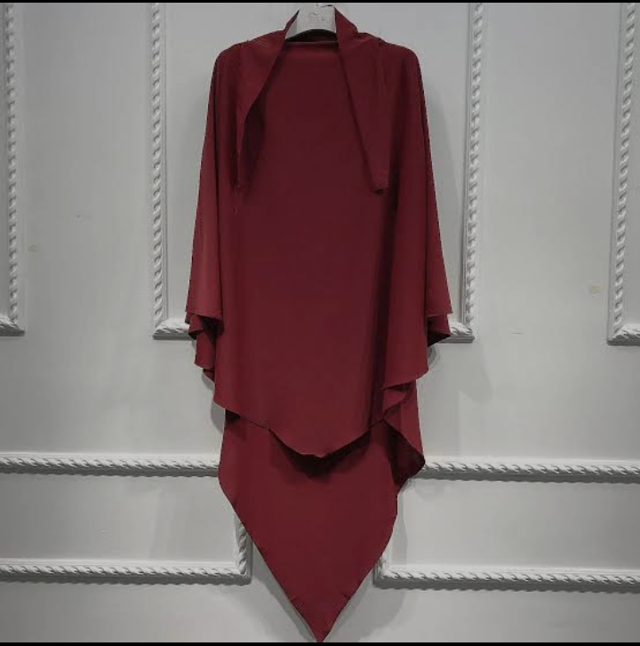 SINGLE LAYER KHIMAR WITH FREE NAQAB MAROON