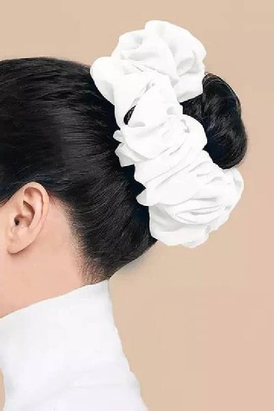 SCRUNCHIE - WHITE